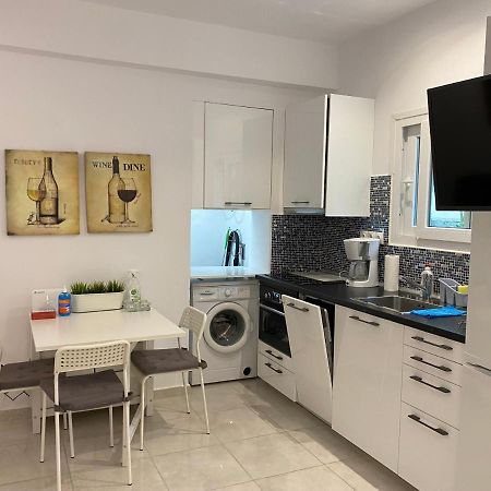 George House Apartment เอเธนส์ ภายนอก รูปภาพ
