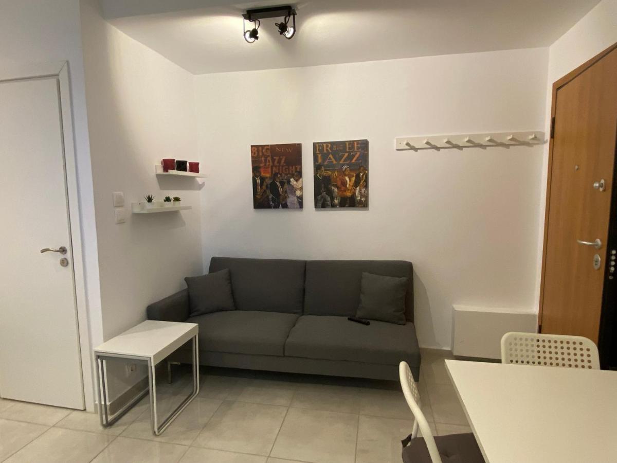 George House Apartment เอเธนส์ ภายนอก รูปภาพ